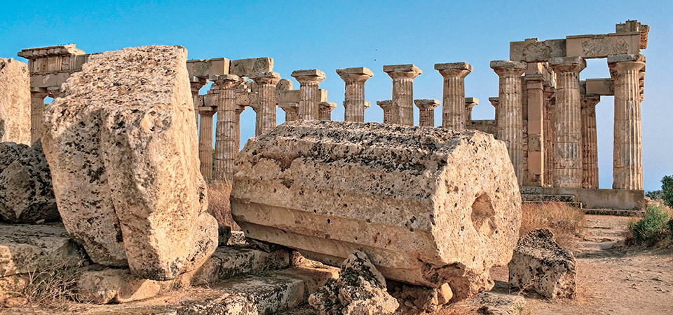 Rocchi di colonna del Tempio E di Selinunte
