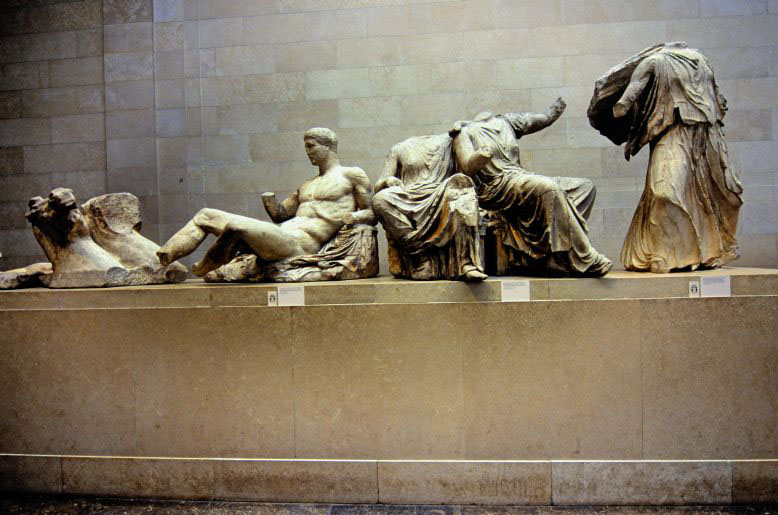 Statue del frontone orientale del Partenone (quadriga di Helios, Dioniso seduto, Kore e Demetra, Iris)