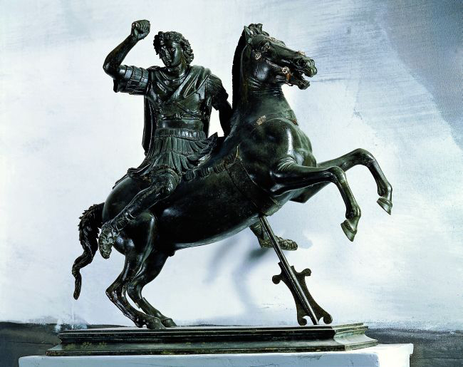 Alessandro a cavallo