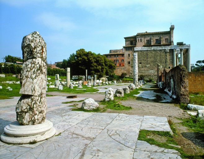 Resti della Basilica Giulia