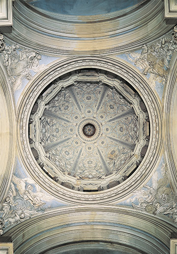 Veduta della cupola della Chiesa dei Santi Luca e Martina a Roma
