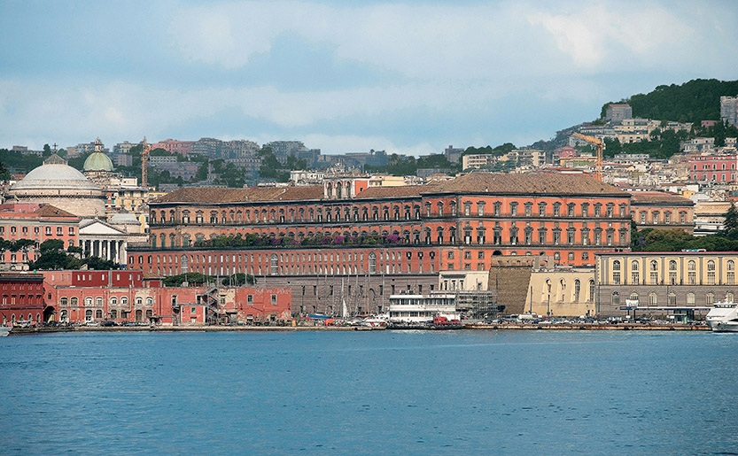 Veduta del porto di Napoli con il Palazzo Vicereale