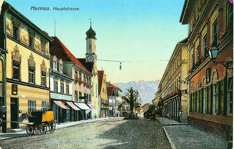 Il corso principale di Murnau in una cartolina del 1902 circa
